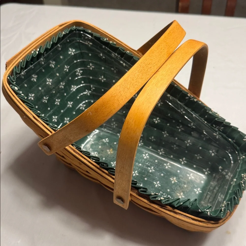 Longerberger Holiday Sleigh Basket. 1995
